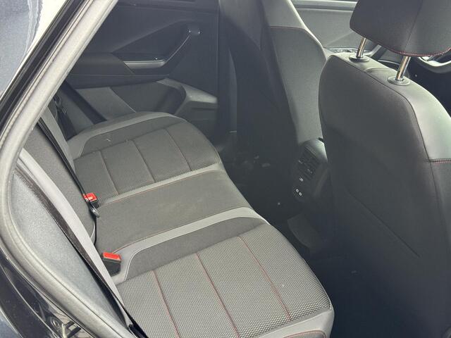 Volkswagen T-Roc 1.5 TSI Sport Rline,Cam,Cruise,Carpl,Led