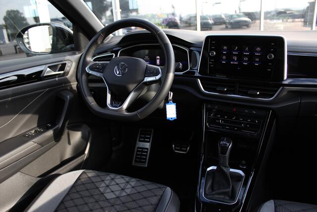 Volkswagen T-Roc 1.5 TSI R-Line | Pano | Camera | Carplay |
