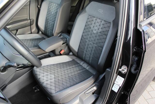 Volkswagen T-Roc 1.5 TSI R-Line | Pano | Camera | Carplay |