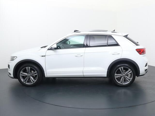Volkswagen T-Roc 1.5 TSI Sport Business R | 150 PK | Automaat | Panoramadak | Achteruitrijcamera | R Line |
