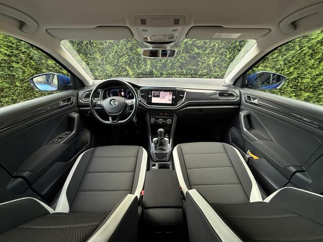 Volkswagen T-Roc 1.5 TSI 150pk H6 Sport l ACC l ECC l LED l NAVI l TREKHAAK 1500kg