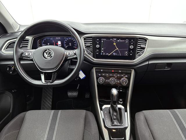 Volkswagen T-Roc 1.5 TSI Style Business | Digitaal Display | Trekhaak | Camera | Nederlandse Auto | NAP |