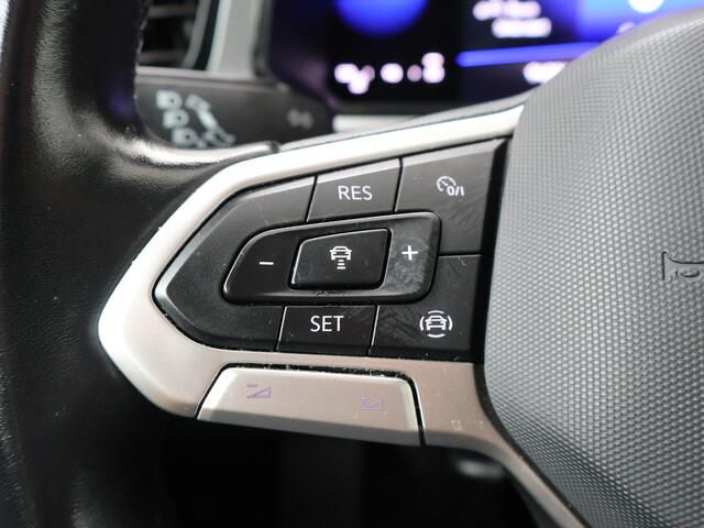 Volkswagen T-Roc 1.0 TSI Life | | 110 PK | Adaptive Cruise Control | Parkeersensoren | Apple CarPlay/ Android Auto