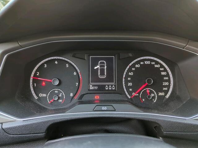 Volkswagen T-Roc 1.0 TSi 110 Pk Style | Trekhaak | Adaptive Cruise | Navigatie | CarPlay | ECC | Parkeersensoren | 68.883 Km!!