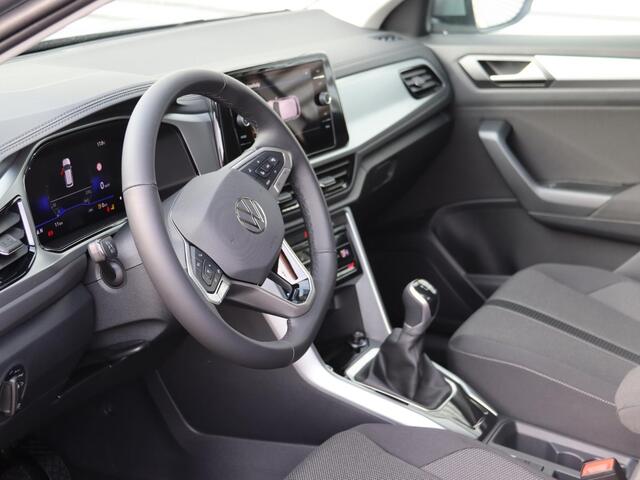 Volkswagen T-Roc Life Edition 1.0 85 kW / 116 pk TSI SUV 6 versn. H and | Navigatie | Climatronic | Stoel pakket |