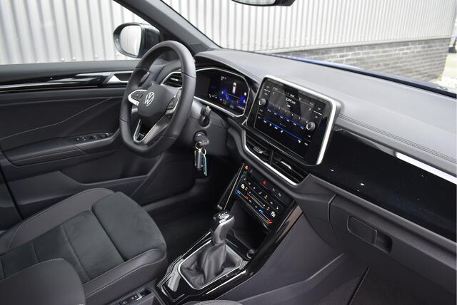 Volkswagen T-Roc 1.5 TSI R-Line Edition Virtual cockpit, Adaptive cruise, Camera, PDC, Stoelverwarming, Carplay