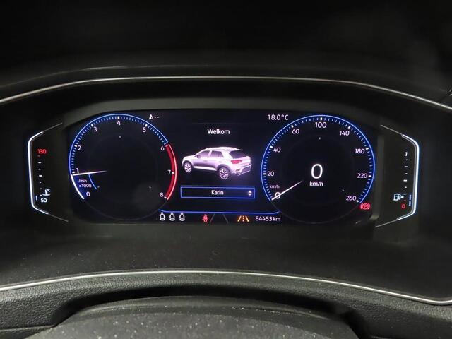 Volkswagen T-Roc 1.5 TSI 150pk Style Half Leer Navi Digi Dash Parkeersensoren Privacy Glass Dealeronderhouden