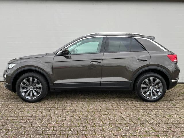 Volkswagen T-Roc 1.5 TSI 150 PK | DSG | Style | NL auto van 1e eigenaar | Dealeronderh. | Nieuwstaat