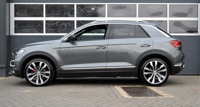 Volkswagen T-Roc 2.0 TSI 4Motion Sport Business R | LED/Carplay/Virt. Cockpit | Met 12 maanden Bovag garantie!