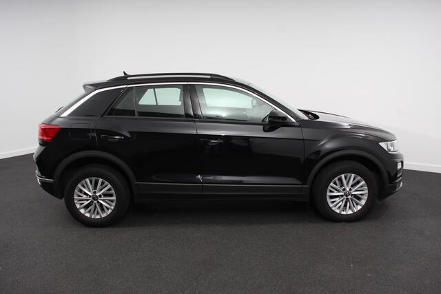 Volkswagen T-Roc 1.5 TSI 150pk DSG Style Team Navigatie Climate Control DAB Adaptive Cruise control Elektrisch bedienbare achterklep