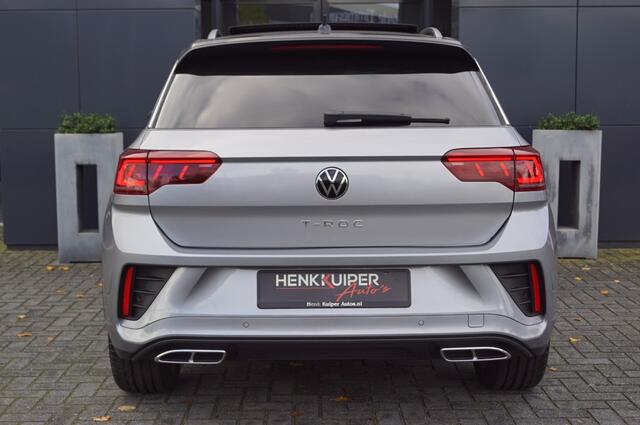 Volkswagen T-Roc 1.5 TSI DSG R-Line 150pk / Trekhaak wegklb./Panodak/ Navi Pro/ IQ LED/19 Inch LM/Camera