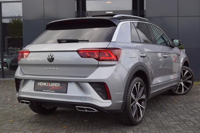 Volkswagen T-Roc 1.5 TSI DSG R-Line 150pk / Trekhaak wegklb./Panodak/ Navi Pro/ IQ LED/19 Inch LM/Camera