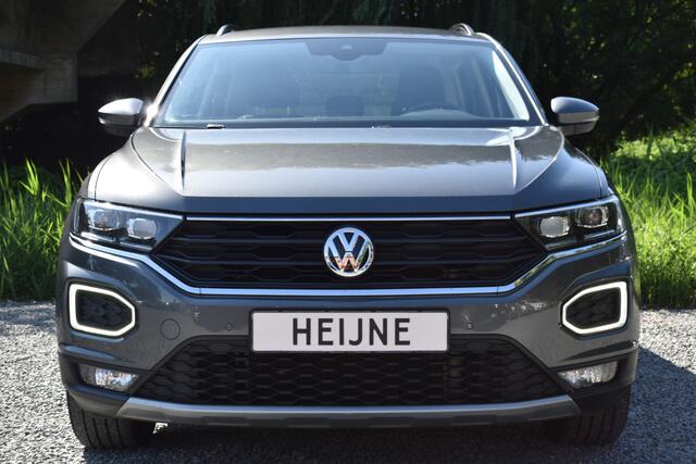 Volkswagen T-Roc 1.5 TSI 150PK DSG Style NAVI/PDC/CARPLAY