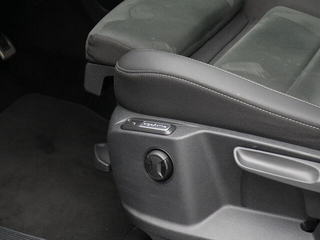 Volkswagen T-Roc 1.5 TSI 150 pk DSG R-Line | Achteruitrijcamera | Sportonderstel | Trekhaak | Adaptive Cruise | Park Assist | ErgoActive bestuurdersstoel