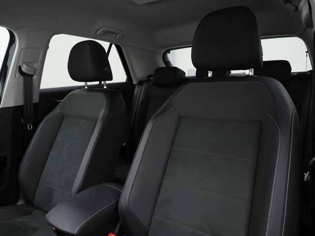 Volkswagen T-Roc 1.5TSI/150PK Style DSG · Navigatie · Apple/Android · Trekhaak · Stoelverwarming · Garantie tot januari 2027