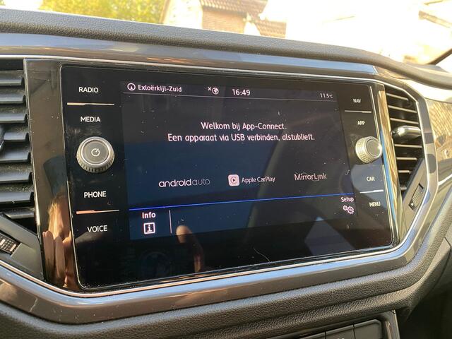 Volkswagen T-Roc 1.5 TSI Sport Business R