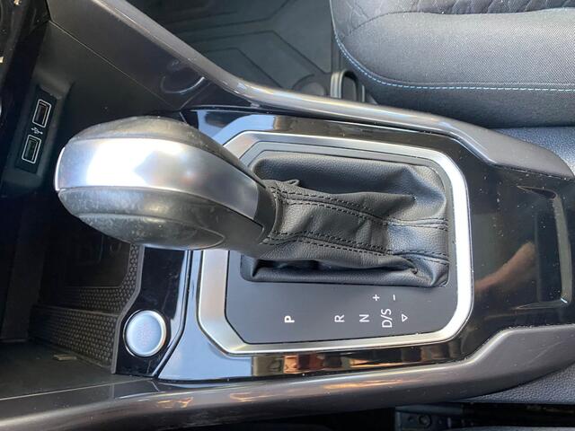 Volkswagen T-Roc 1.5 TSI Sport Business R