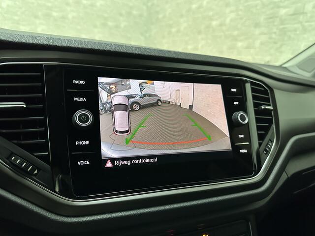 Volkswagen T-Roc 1.5 TSI | ACC | Origineel NL | BOVAG Garantie | Trekhaak | Camera | Lane Assist | Groot Navi | Carplay | Climate Control | Getint Glas | 17'' |