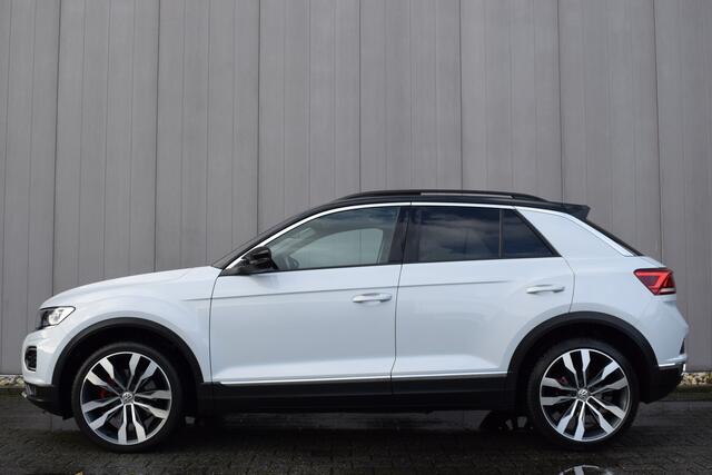 Volkswagen T-Roc 2.0 TSi 190pk Automaat 4Motion Sport LED | Panoramadak | Virtual | Beats Audio | Carplay | 19 Inch LMV