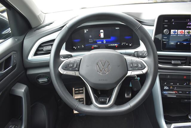 Volkswagen T-Roc 1.0 TSI Edition Adaptive cruise, Carplay, Stoelverwarming, Navi,