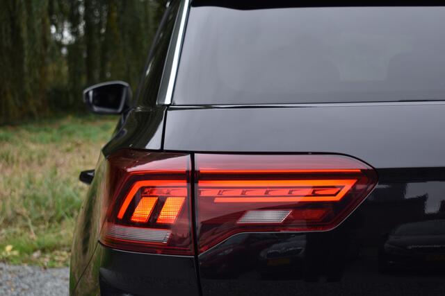 Volkswagen T-Roc R 2.0 TSI 300PK DSG 4MOTION R-SPORT LEDER/CAMERA/NAVI/VIRTUAL