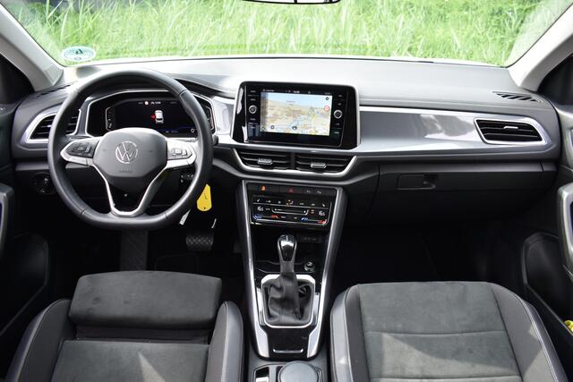 Volkswagen T-Roc 1.5 TSI DSG 150PK STYLE VIRTUAL/IQ-LIGHT/TREKHAAK