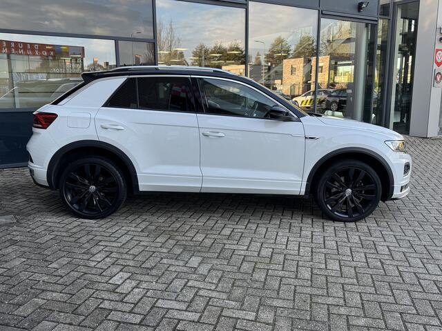 Volkswagen T-Roc 1.5 TSI 2x R-LINE DSG,NAVI/CAM,VIRTUAL,SUZUKA