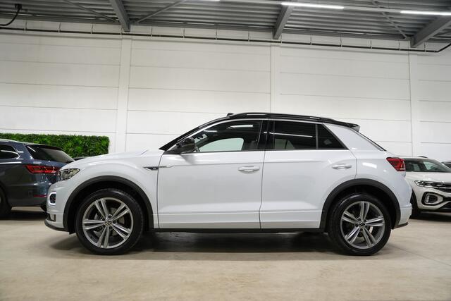 Volkswagen T-Roc 1.5 TSI 3x R-Line DSG * Pano - Virtual - Trekhaak - Camera - ACC - App *