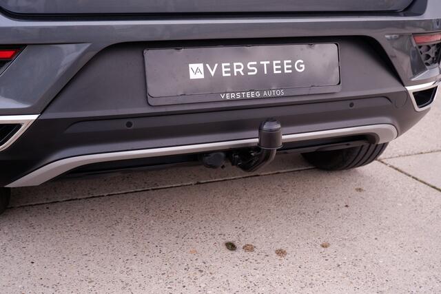 Volkswagen T-Roc 1.5 TSI Sport LED | Trekhaak | Carplay | Camera | Virtual Cockpit | PDC