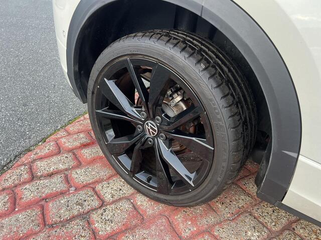 Volkswagen T-Roc 1.5 TSI R-Line Business | Pano | Vol! |