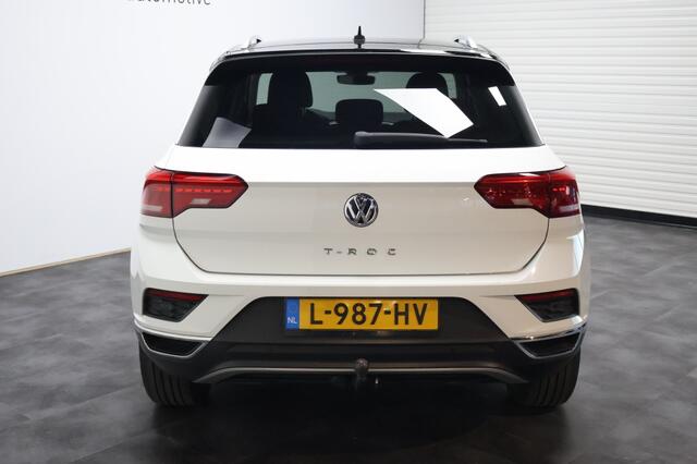 Volkswagen T-Roc 1.5 TSI Sport 150pk Automaat | LED | Trekhaak | Camera