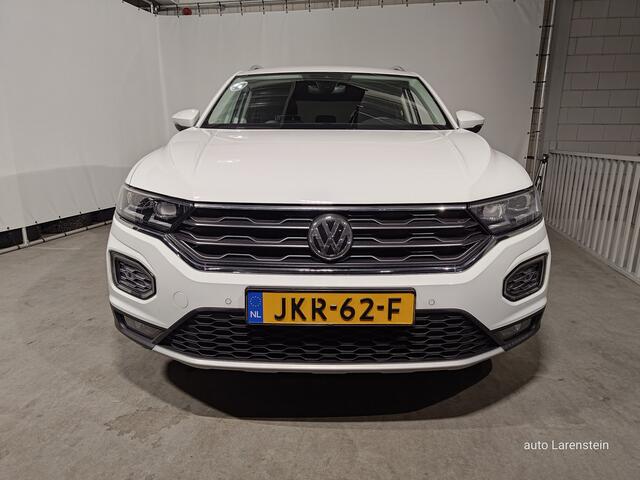 Volkswagen T-Roc 1.5 TSI 150pk Sport Carplay / Elektr.A.Klep / A.Cam./ Afn.Trekhaak / Adapt.Cruise C.