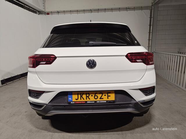Volkswagen T-Roc 1.5 TSI 150pk Sport Carplay / Elektr.A.Klep / A.Cam./ Afn.Trekhaak / Adapt.Cruise C.