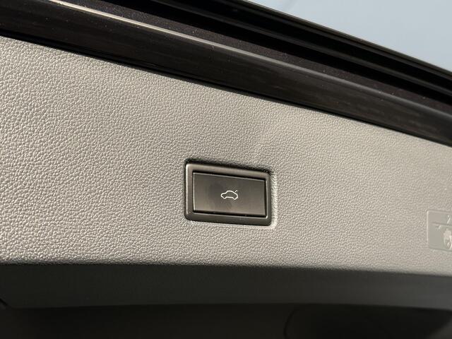 Volkswagen T-Roc 1.5 TSI Sport Business R / Trekhaak / 1500KG Trekgewicht / Adaptive Cruise / Stoel+Stuur Verwarming / Elektrische Achterklep / Apple Carplay&Android Auto /