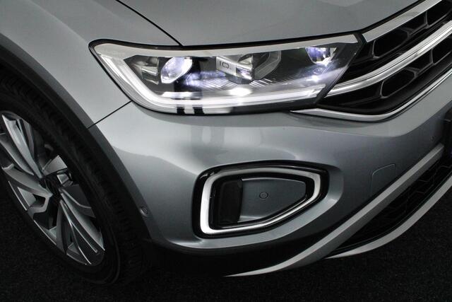 Volkswagen T-Roc 1.5 TSI Style Trekhaak Camera Stoelverwarming Led Virtual Cockpit Navigatie