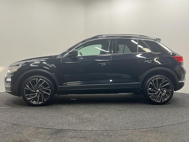 Volkswagen T-Roc 1.0 TSI Style | NAVI | TREKHAAK | ACC |