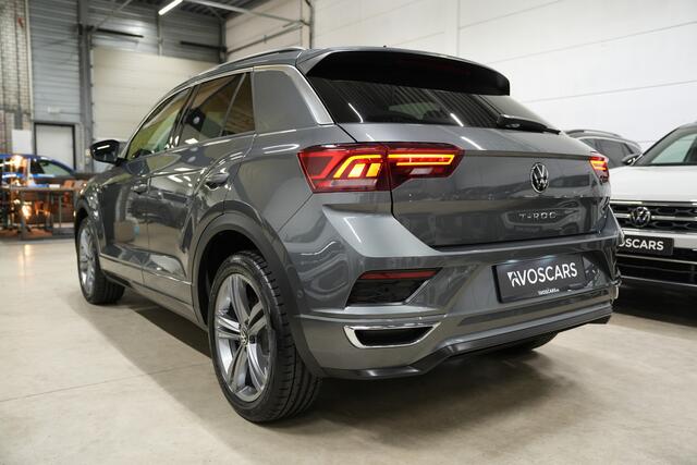 Volkswagen T-Roc 1.5 TSI R-Line * Virtual - Trekhaak - Keyless - Camera - ACC - App - Blind Spot *
