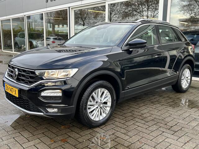 Volkswagen T-Roc 1.6 TDI Style 50% deal 9.475,- ACTIE Trekhaak / Airco / Cruise / Telefoon