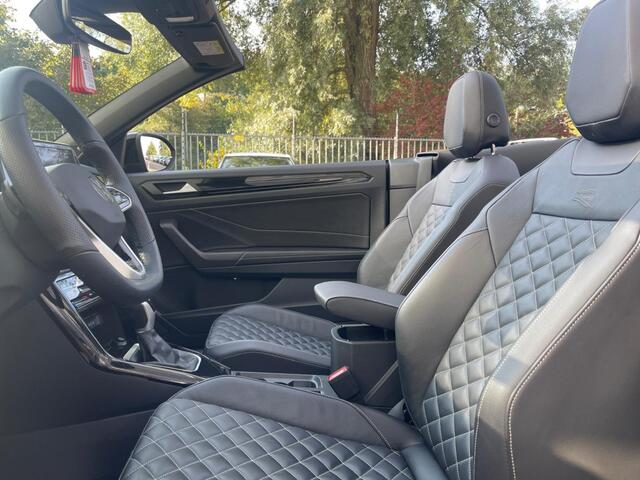 Volkswagen T-Roc Cabrio 1.5 TSI 150PK DSG R-Line Edition Grey / Black Style / Leer / Digital Cockpit Pro / 19'' LMV / VW