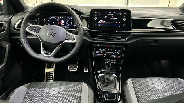 Volkswagen T-Roc 1.5 TSI R-LINE 150PK BLACK EDITION DSG | Panoramadak | LED Matrix | El. achterklep