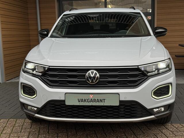 Volkswagen T-Roc 1.5 TSI Sport,Navi,Carpl,Cam,Cruise,Led
