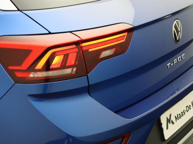 Volkswagen T-Roc 1.0TSI/110PK Life · Navigatie · Parkeersensoren · LED · Garantie tot september 2027 of 100000km.