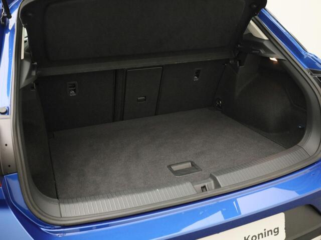 Volkswagen T-Roc 1.0TSI/110PK Life · Navigatie · Parkeersensoren · LED · Garantie tot september 2027 of 100000km.