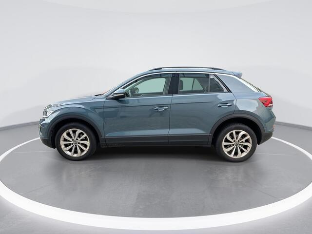 Volkswagen T-Roc 1.5 TSI 150pk DSG Life · Camera · Apple/Android Car Play · ACC · Navigatie · Elek. Inklapbare Spiegels · Garantie t/m 24-07-2027 of 100.000km