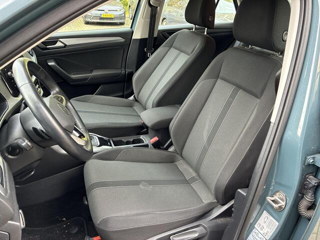 Volkswagen T-Roc 1.5 TSI 150pk DSG Life · Camera · Apple/Android Car Play · ACC · Navigatie · Elek. Inklapbare Spiegels · Garantie t/m 24-07-2027 of 100.000km