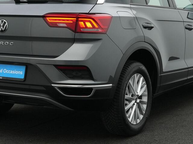 Volkswagen T-Roc 1.5 TSI 150 pk DSG Style | Trekhaak | Achteruitrijcamera | Navigatie | Adaptive Cruise