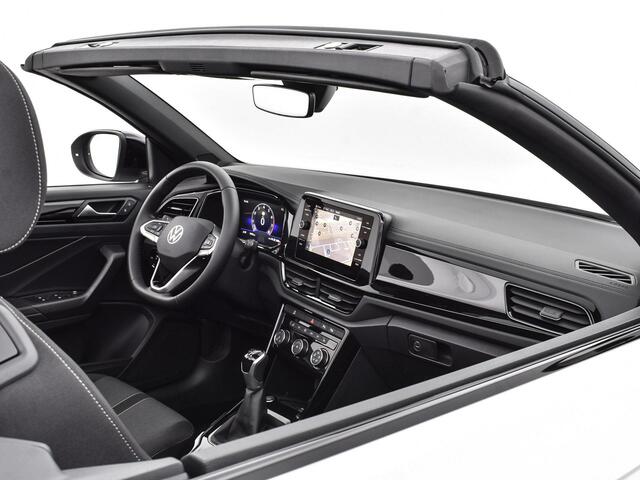 Volkswagen T-Roc Cabrio Style 1.0 115 pk Cabriolet 6 versn. Hand · Black style pakket · Comfort pakket · Multimedia pakket · Prijs is incl Inruilbonus . MEGA SALE