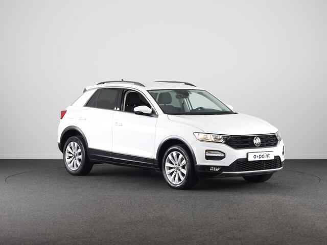 Volkswagen T-Roc 1.0 TSI Style 110 pk | Navigatie | Parkeersensoren | Adaptieve cruise control | Autom. airco | Spiegel pakket |