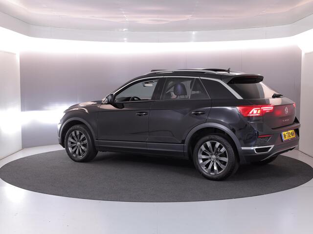 Volkswagen T-Roc 1.0 TSI Style 115 PK | Panorama dak | Automatische airco | LED koplampen |