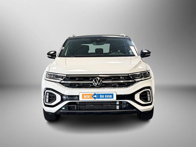 Volkswagen T-Roc 1.5 150pk TSI R-Line Edition All-season banden / Afneembare trekhaak / Navigatiesysteem